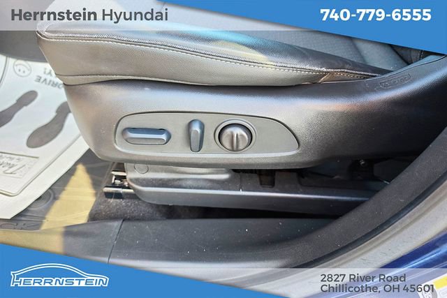 Used 2023 Buick Encore GX Select AWD/4WD image 16