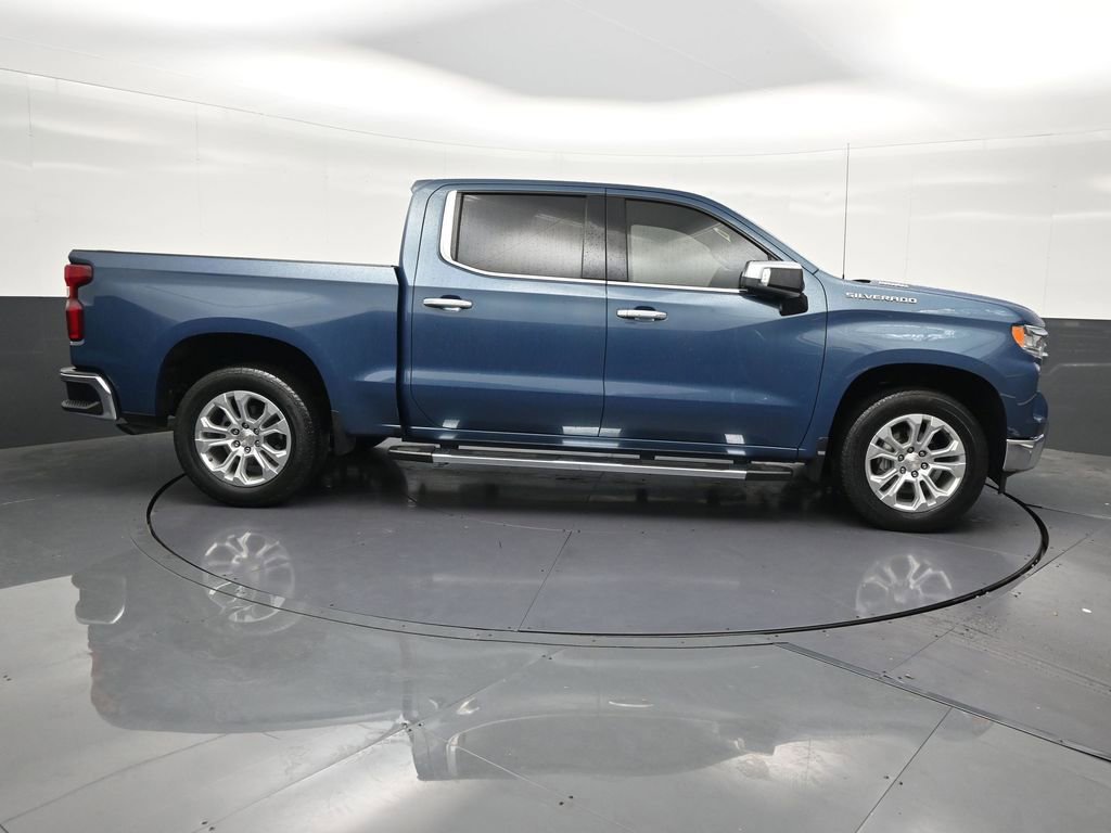Used 2024 Chevrolet Silverado 1500 LTZ RWD image 7
