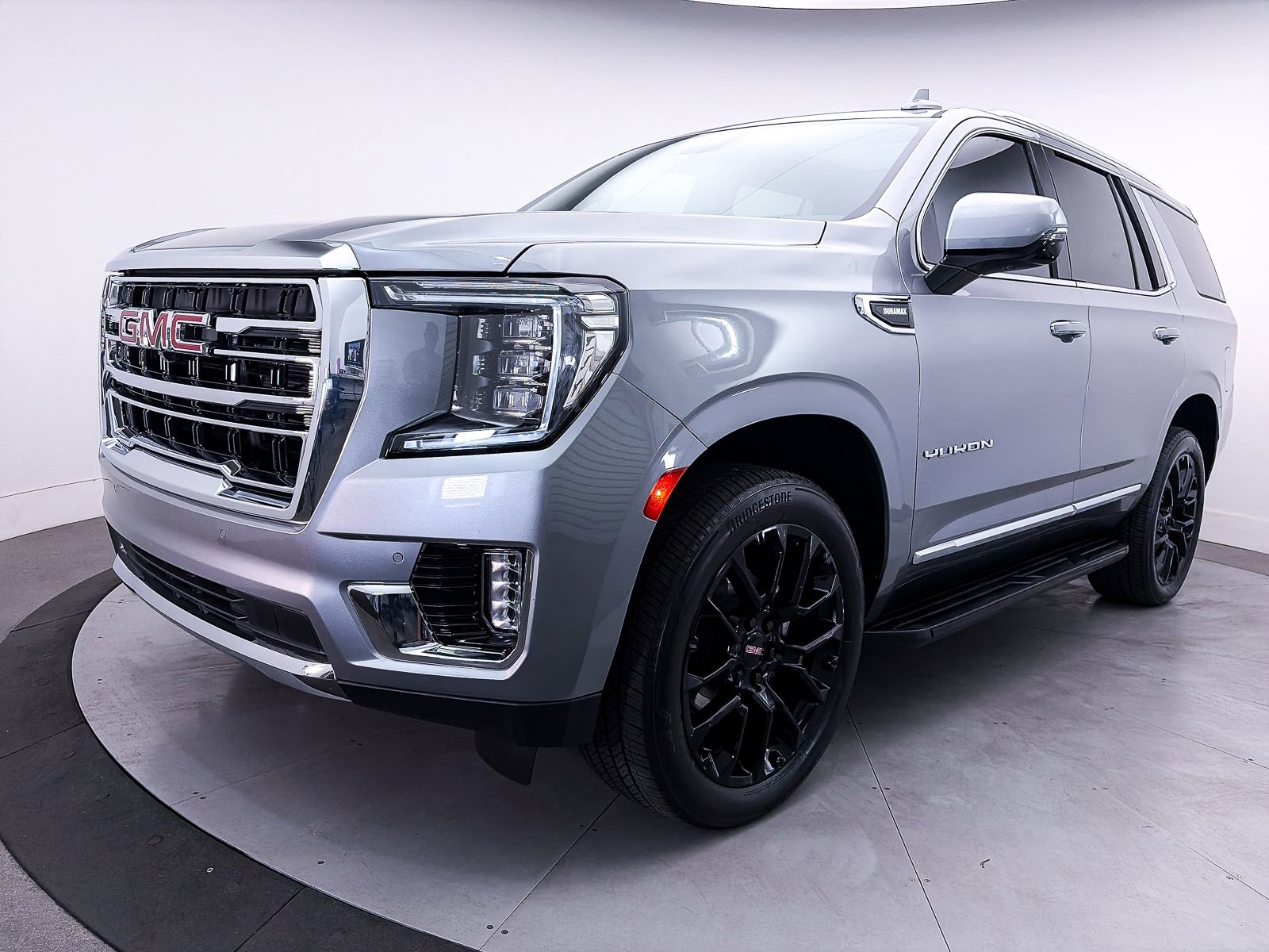 Used 2023 GMC Yukon SLT w/ SLT Premium Package AWD/4WD image 15