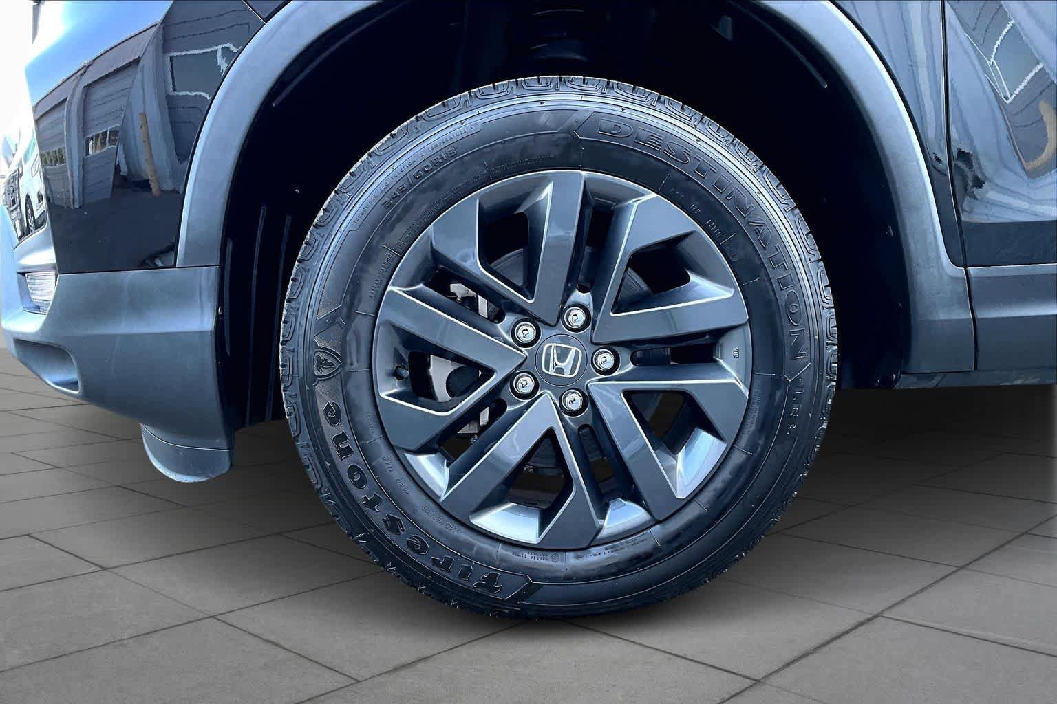 Used 2021 Honda Ridgeline Sport image 11