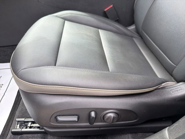 Used 2024 Chevrolet Trax ACTIV w/ Sunroof Package image 22