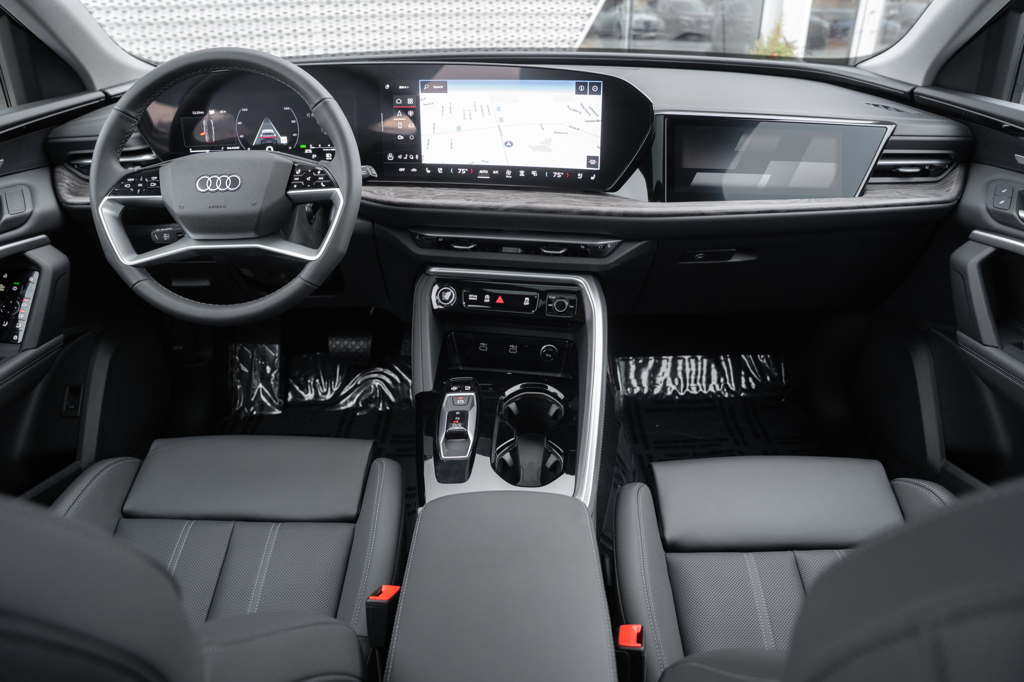 New 2025 Audi Q5 Prestige image 8