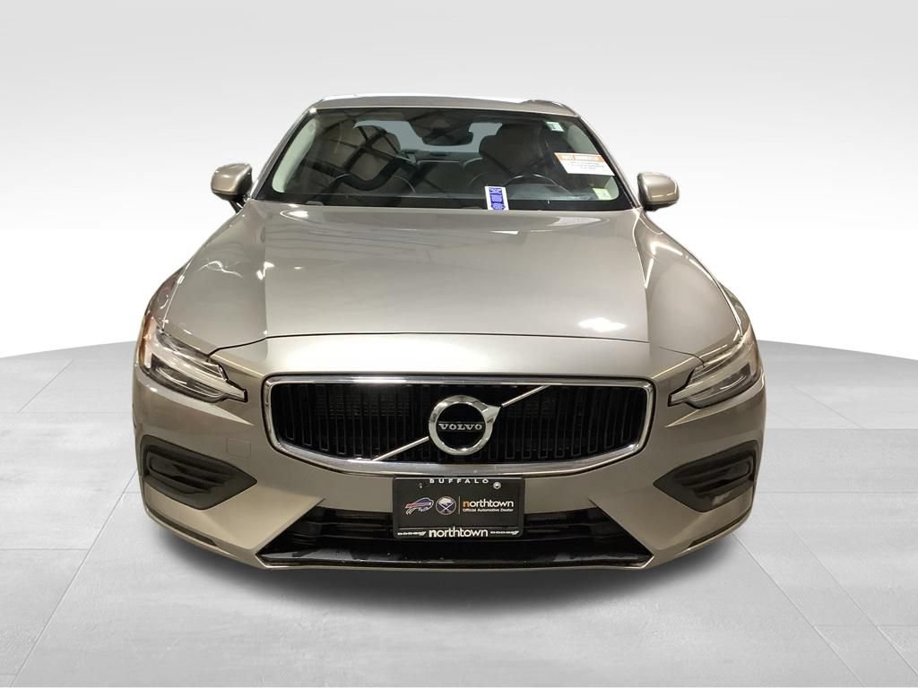 Used 2020 Volvo S60 T6 Momentum AWD/4WD image 9