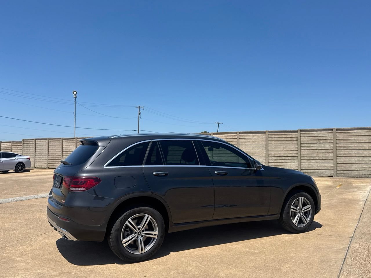 Used 2021 Mercedes-Benz GLC 300 image 23