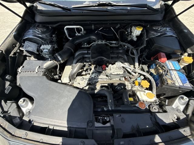 Used 2019 Subaru Outback 3.6R Limited AWD/4WD image 27