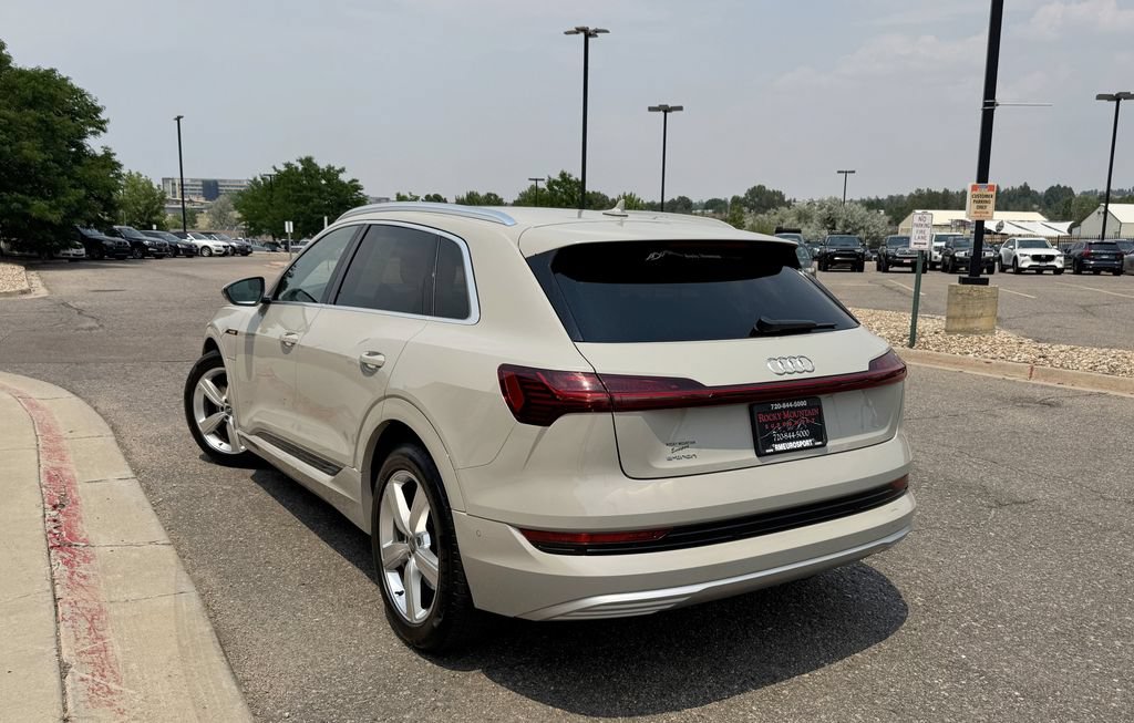 Used 2019 Audi e-tron Premium Plus AWD/4WD image 8
