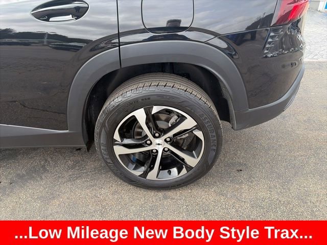 Used 2024 Chevrolet Trax RS w/ Driver Confidence Package image 5