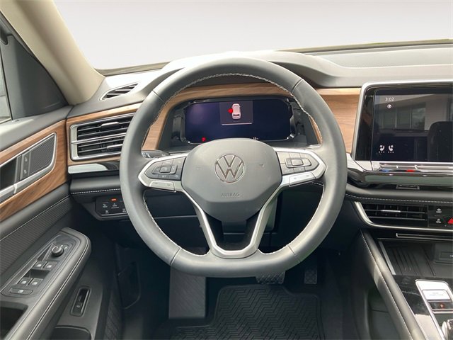New 2025 Volkswagen Atlas SE image 12