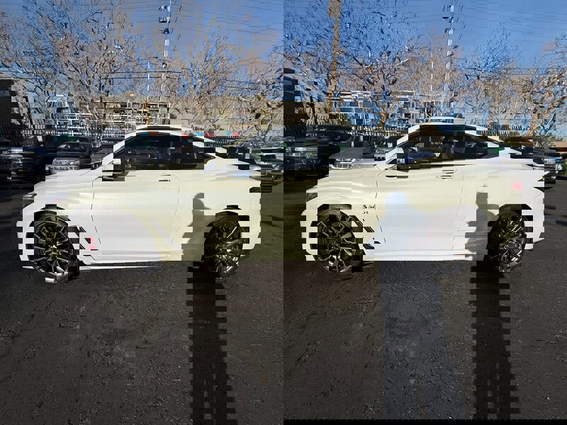 Used 2017 INFINITI Q60 Red Sport 400 image 8