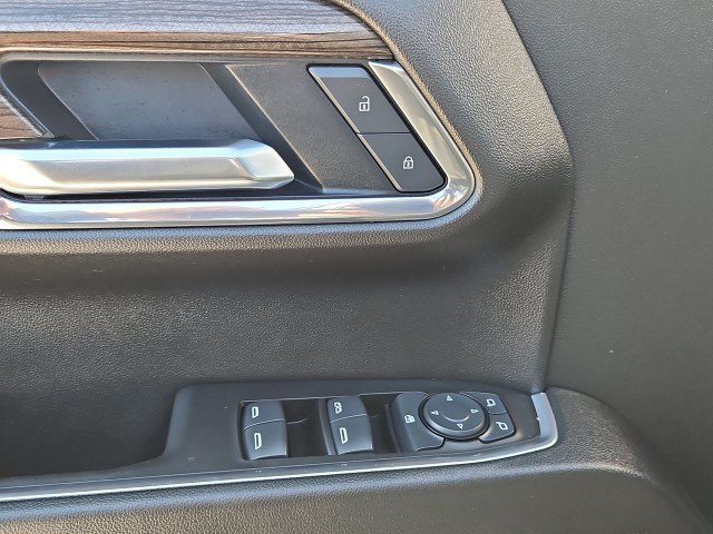 Used 2025 Chevrolet Silverado 1500 LT w/ Leather Package RWD image 23