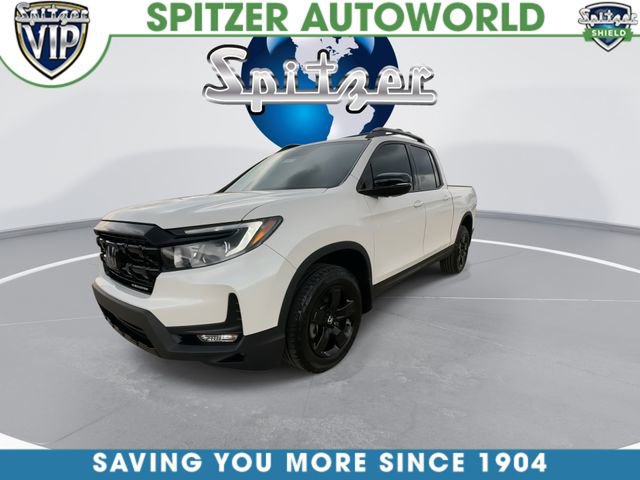 Used 2025 Honda Ridgeline Black Edition image 4
