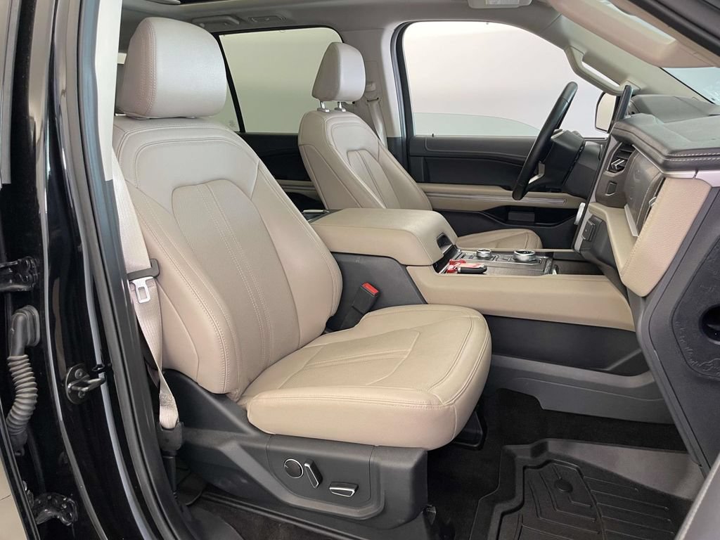 Used 2022 Ford Expedition Max Limited AWD/4WD image 22