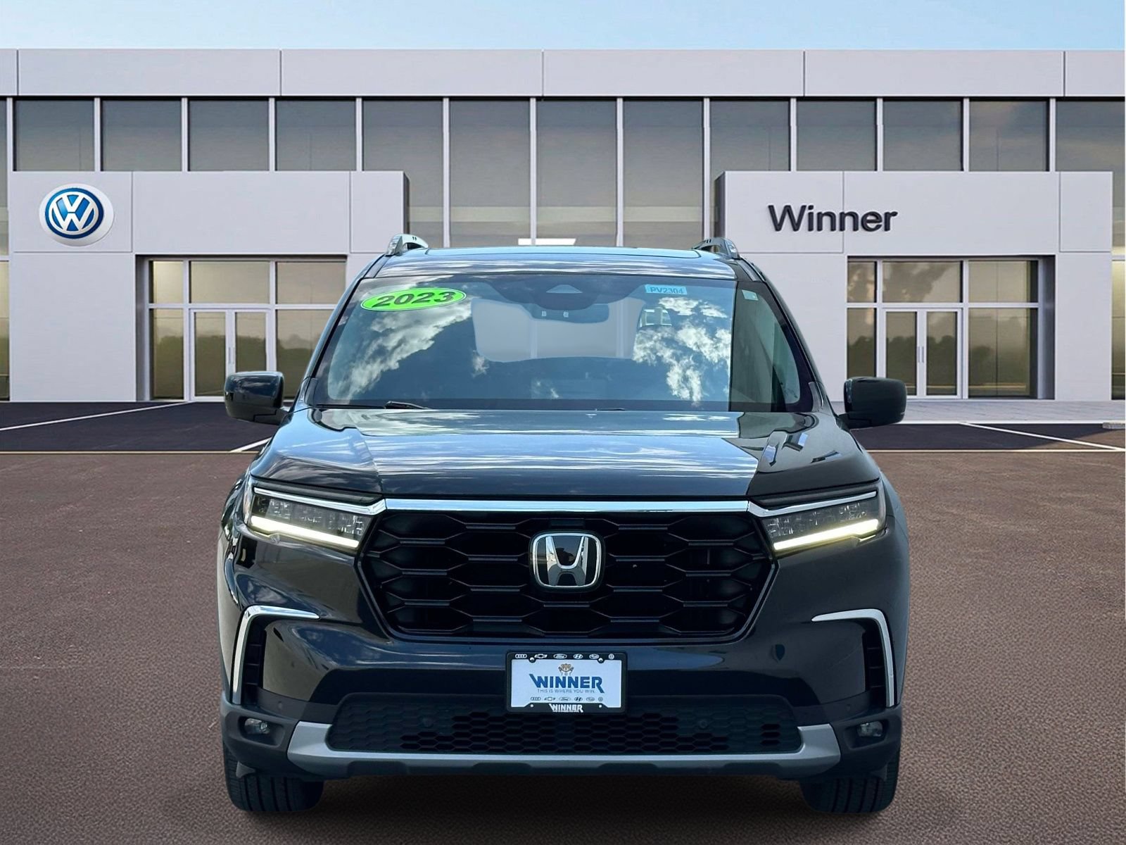 Used 2023 Honda Pilot Touring image 8