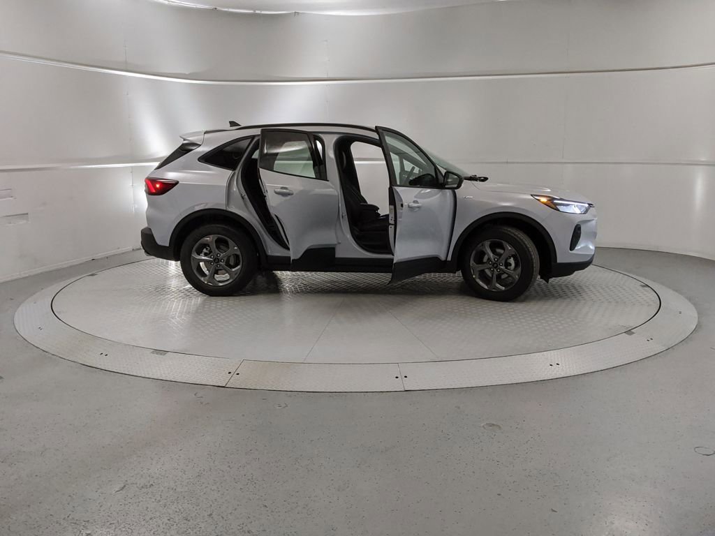 New 2026 Ford Escape ST-Line w/ Tech Pack #1 image 8