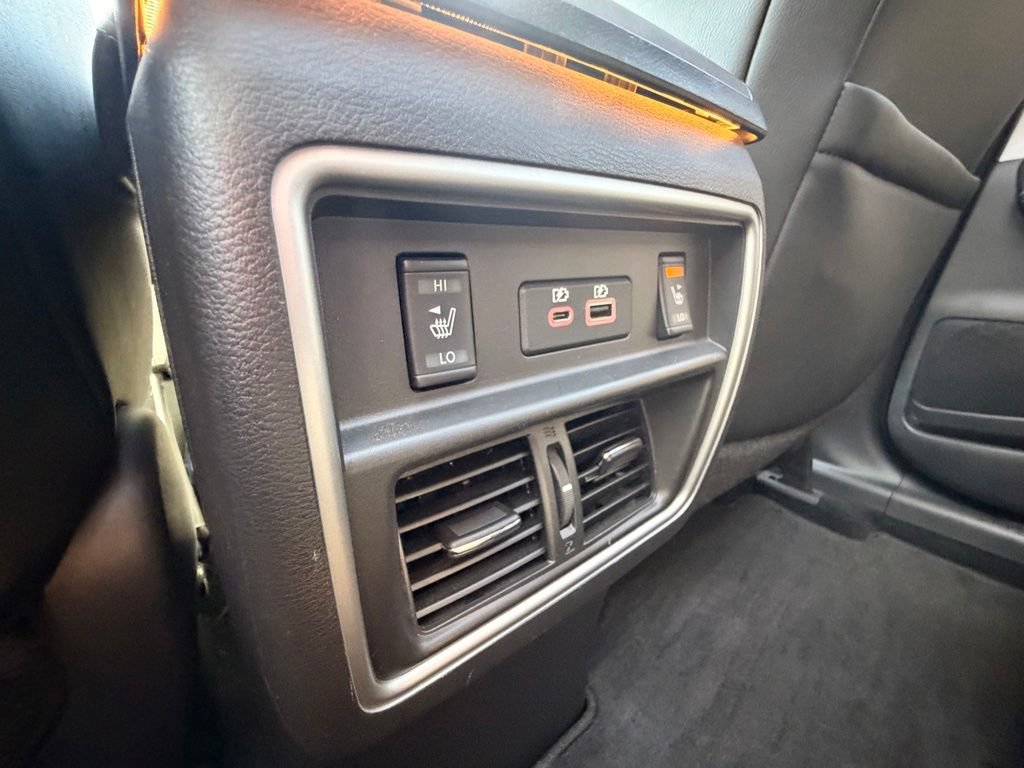 Used 2019 Nissan Murano SL w/ SL Technology Package AWD/4WD image 17
