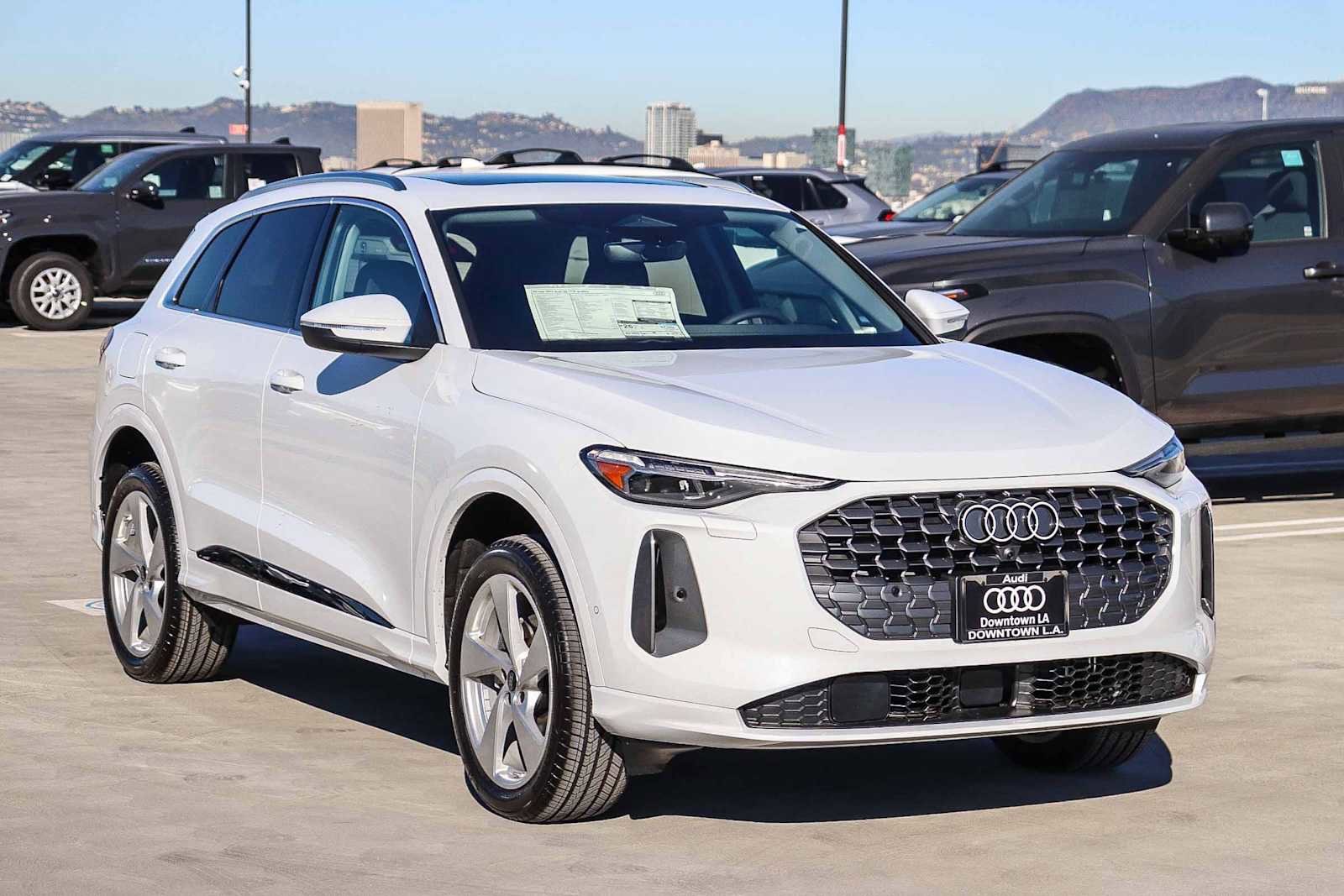 New 2025 Audi Q5 Premium Plus image 3