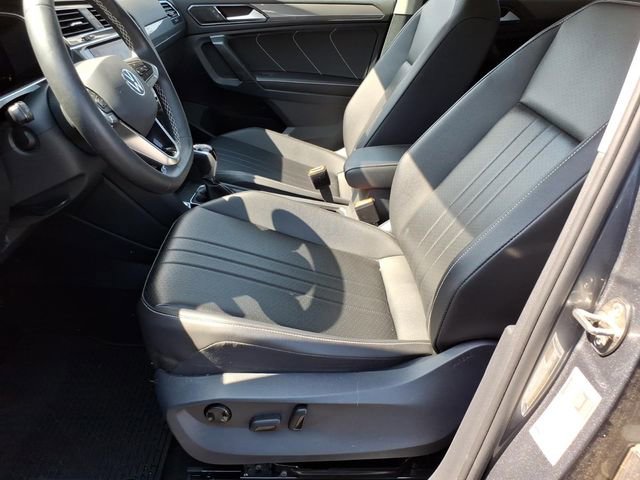 Used 2022 Volkswagen Tiguan SE image 14