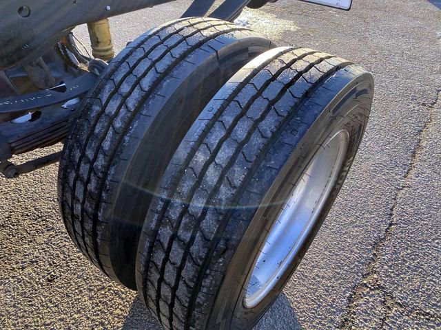 Used 2024 Ford F450 XL w/ XL Chrome Package image 28