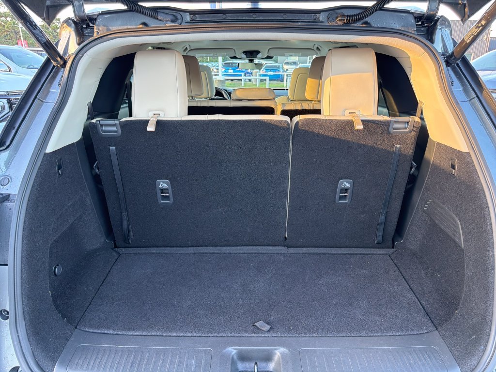 Used 2024 INFINITI QX60 Luxe w/ Performance Audio Package FWD image 26