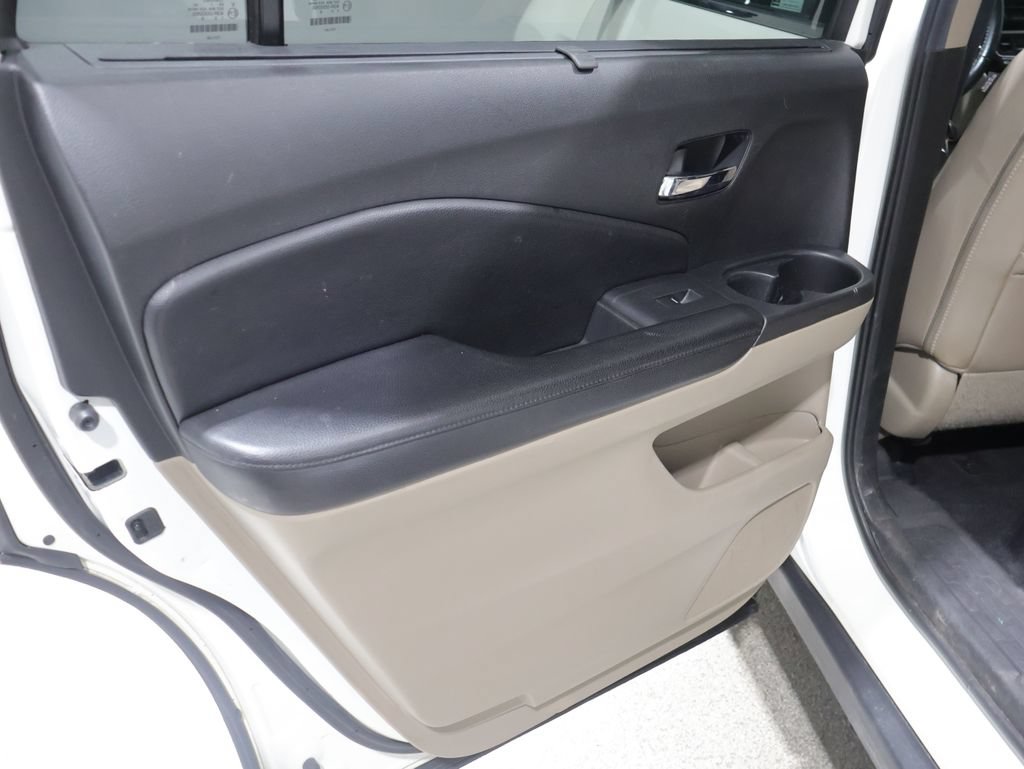 Used 2017 Honda Pilot Touring image 20