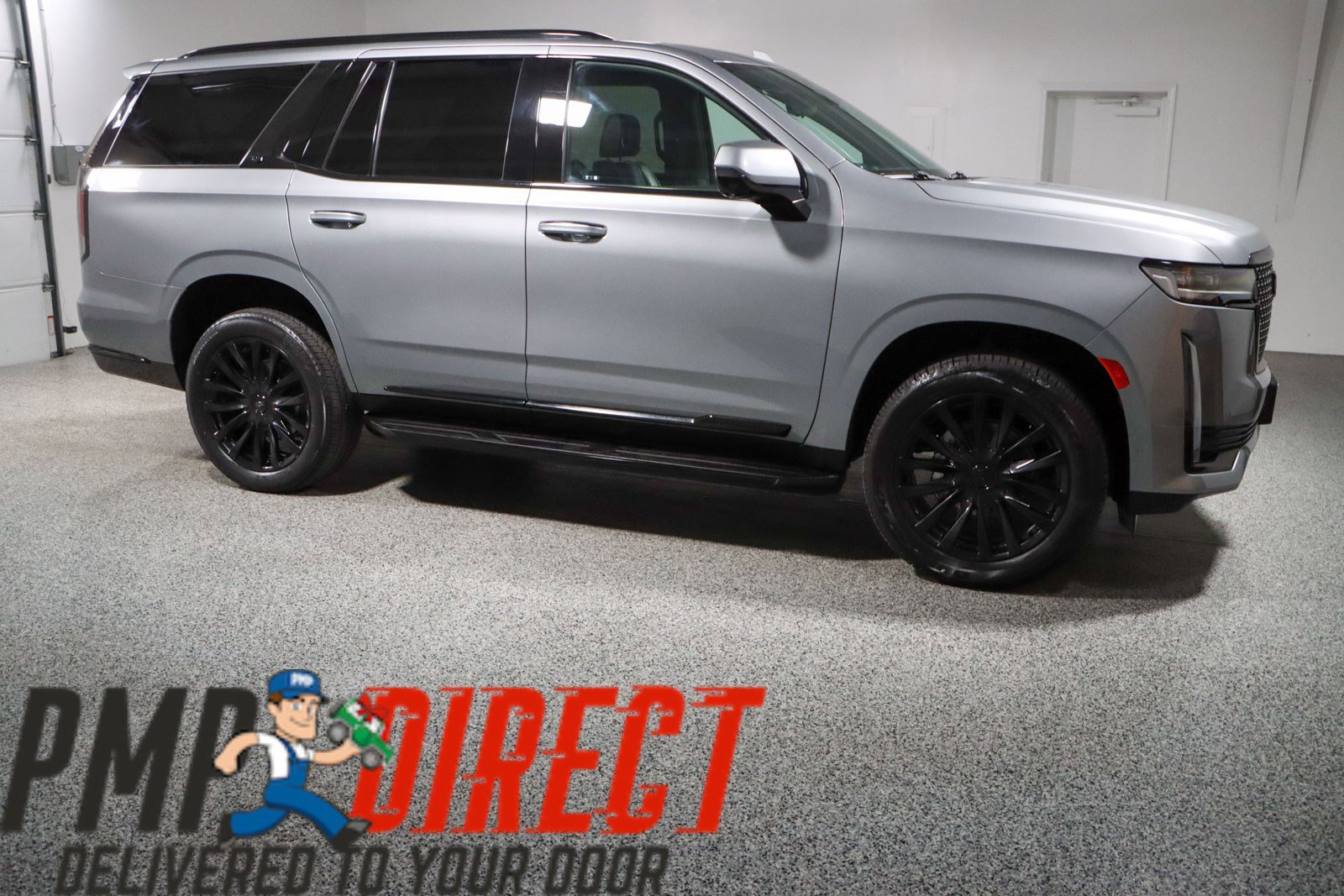 Used 2023 Cadillac Escalade Premium Luxury w/ LPO, Floor Liner Package AWD/4WD image 6