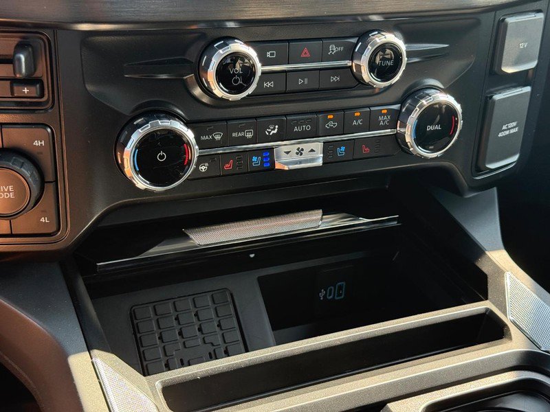 New 2025 Ford F350 Lariat w/ Chrome Package image 15