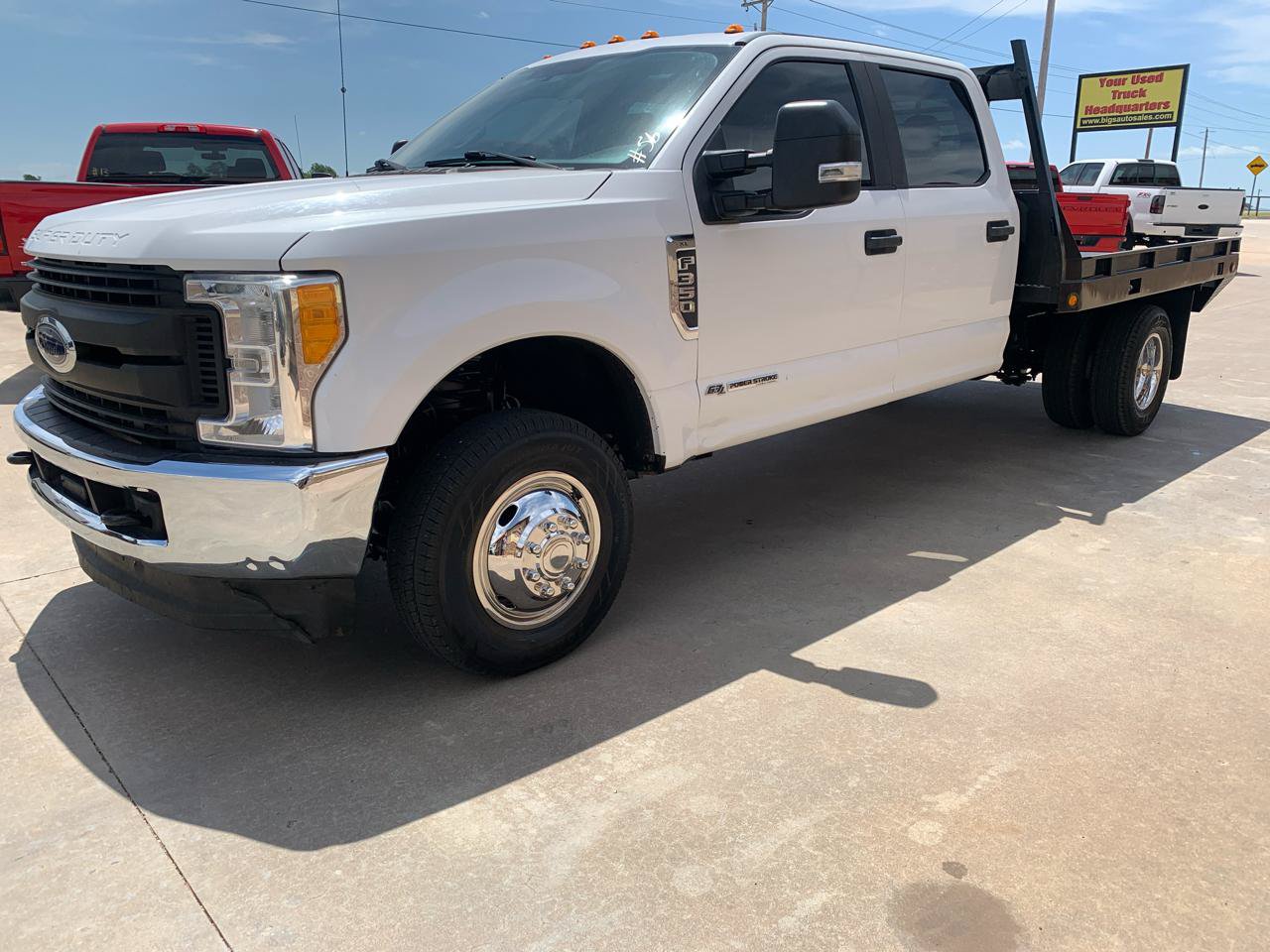 Used 2017 Ford F350 XL w/ Power Equipment Group AWD/4WD image 3