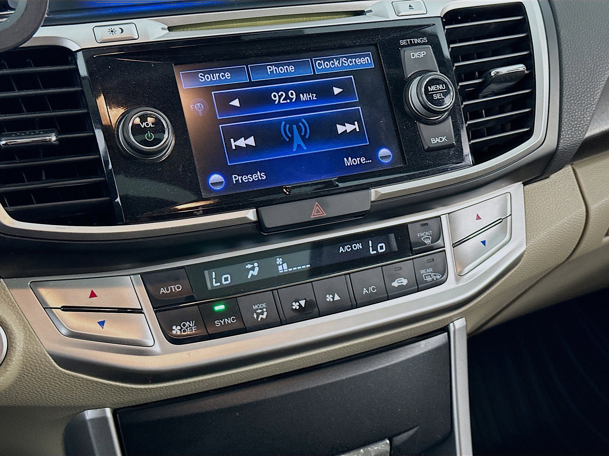 Used 2014 Honda Accord EX-L image 22