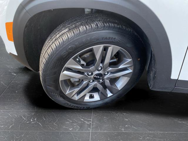 Certified 2023 Kia Seltos S image 38