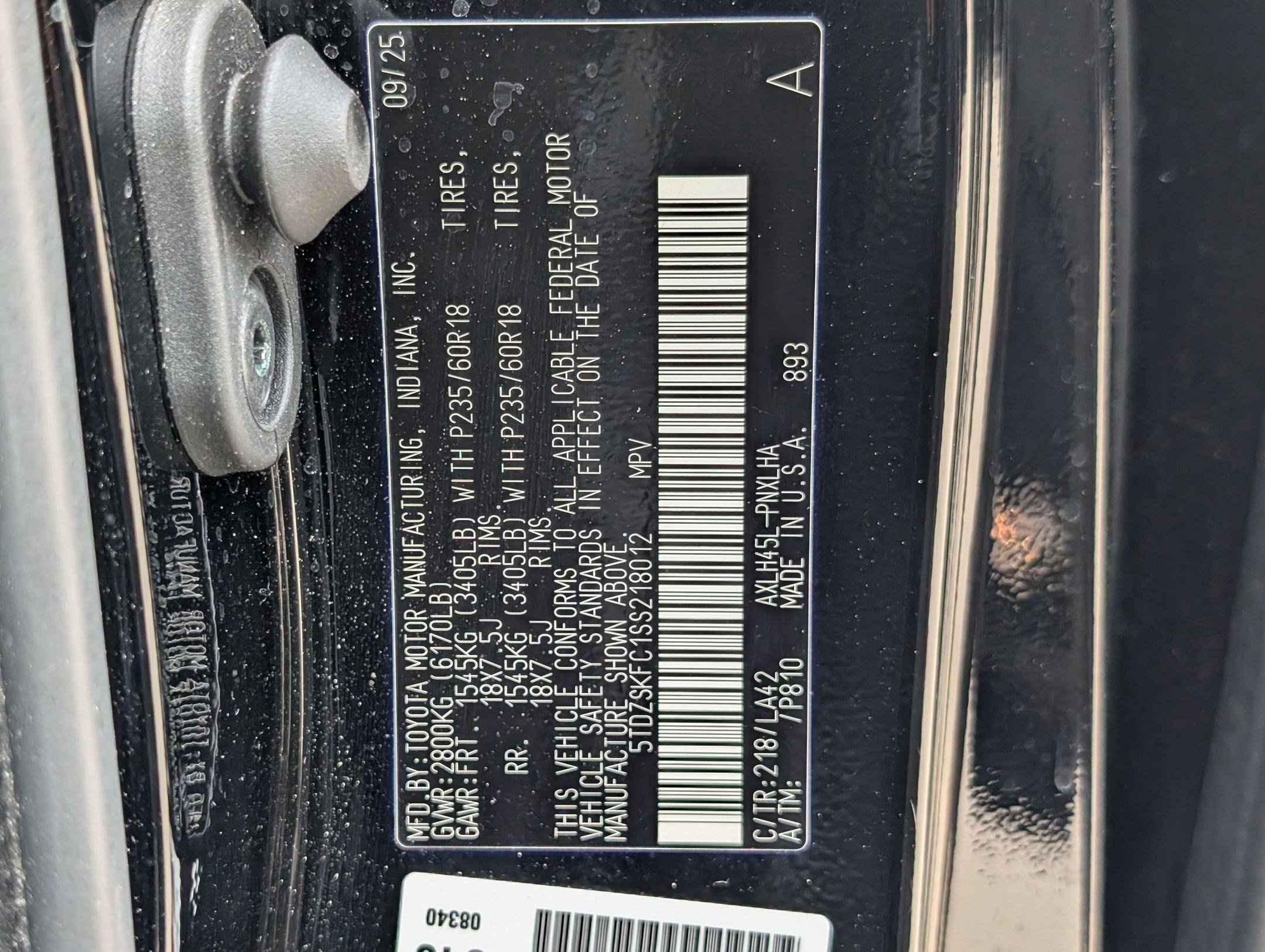 Used 2025 Toyota Sienna Limited AWD/4WD image 34