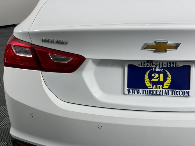 Used 2024 Chevrolet Malibu LT w/ LPO, Floor Liner Package FWD image 11