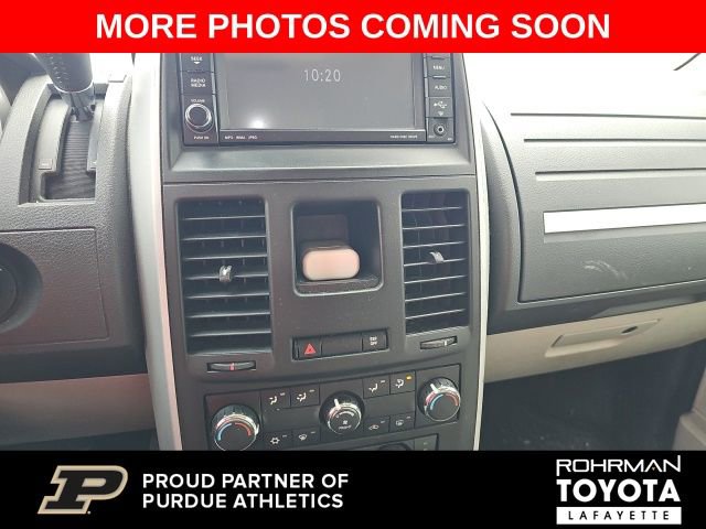 Used 2008 Dodge Grand Caravan SXT image 8