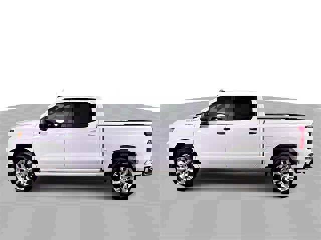 Used 2023 Chevrolet Silverado 1500 Custom image 5