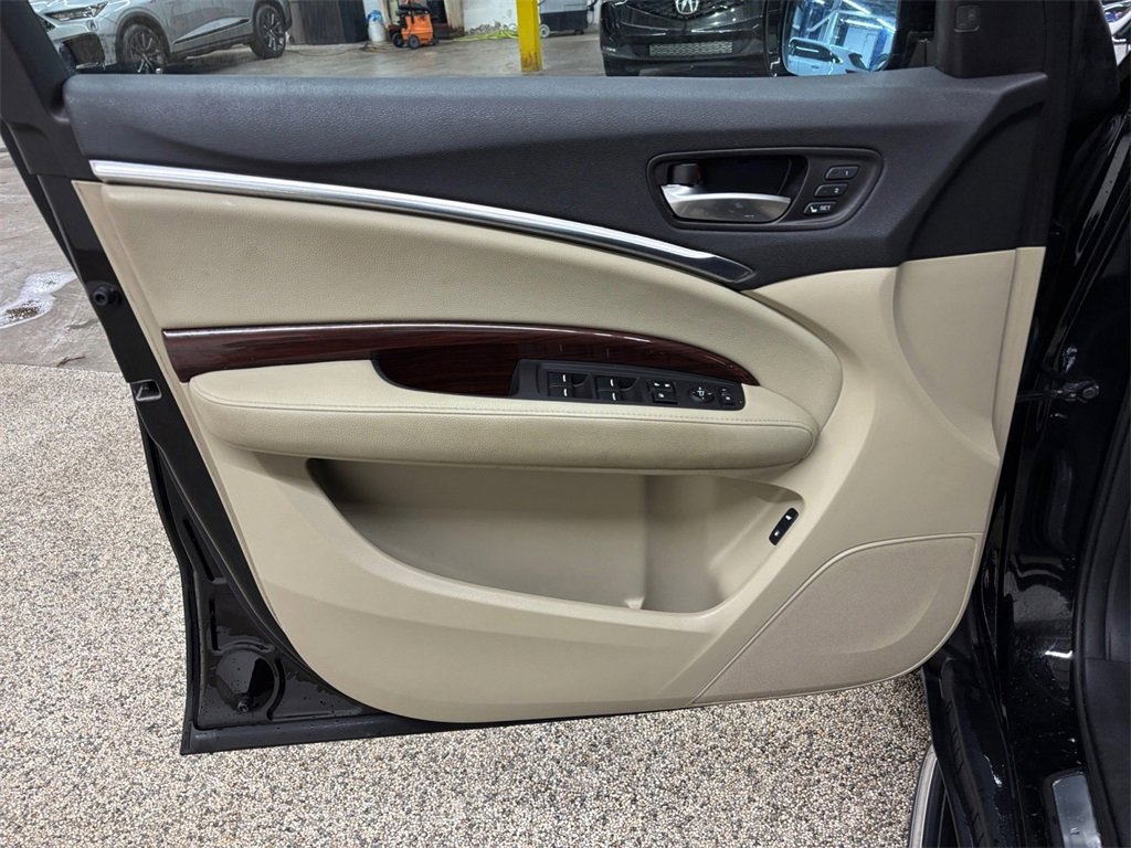 Used 2016 Acura MDX SH-AWD w/ Tech & Entertainment image 11