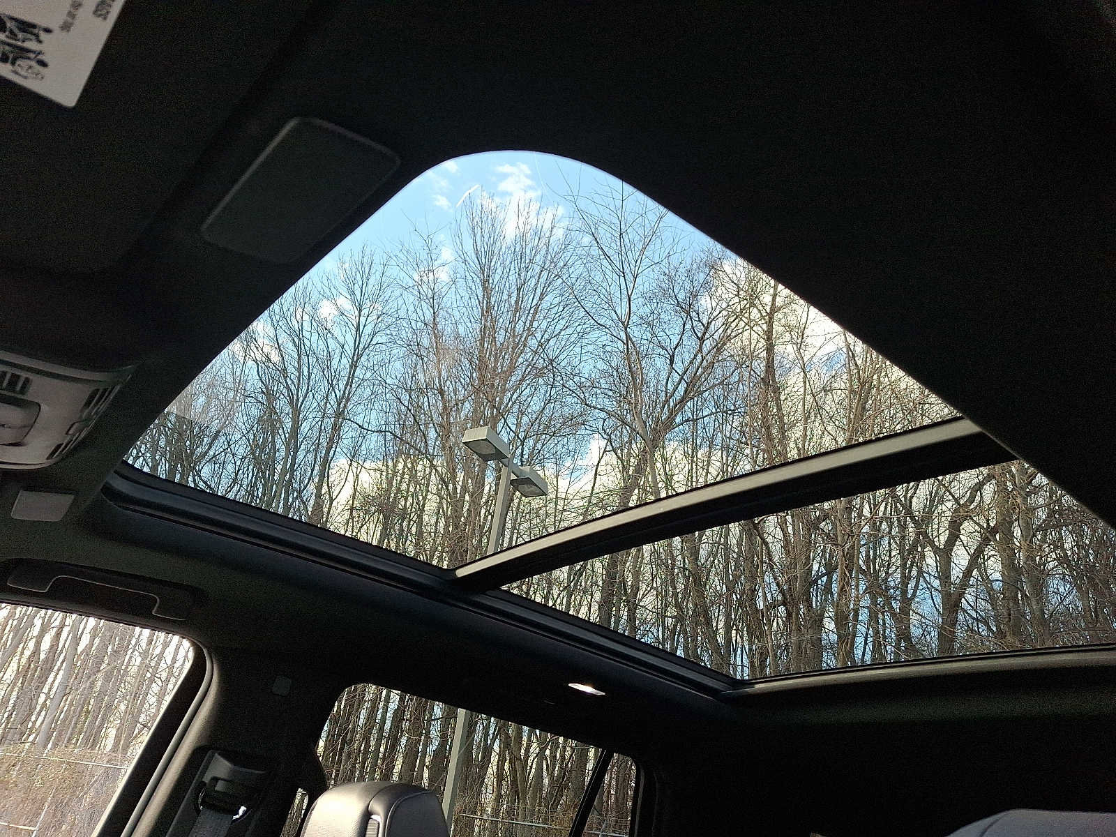 Used 2023 Cadillac Escalade Premium Luxury image 15