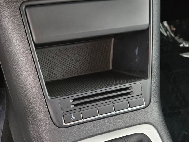 Used 2017 Volkswagen Tiguan S image 37