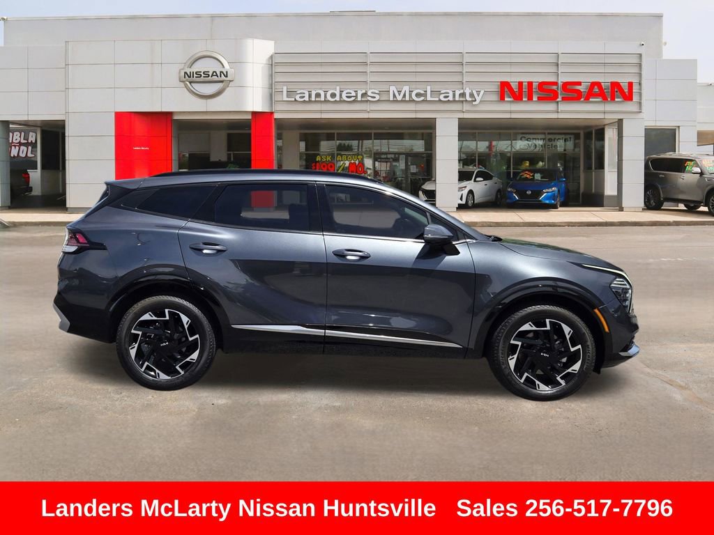 Used 2024 Kia Sportage SX AWD/4WD image 2