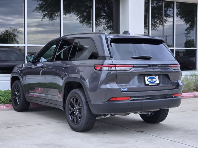 Certified 2024 Jeep Grand Cherokee Altitude AWD/4WD image 5