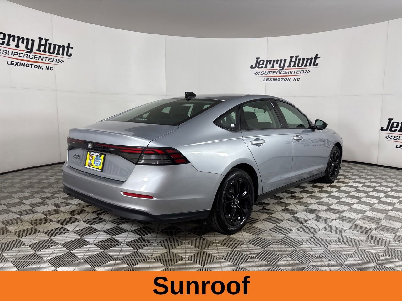 Used 2025 Honda Accord SE image 5