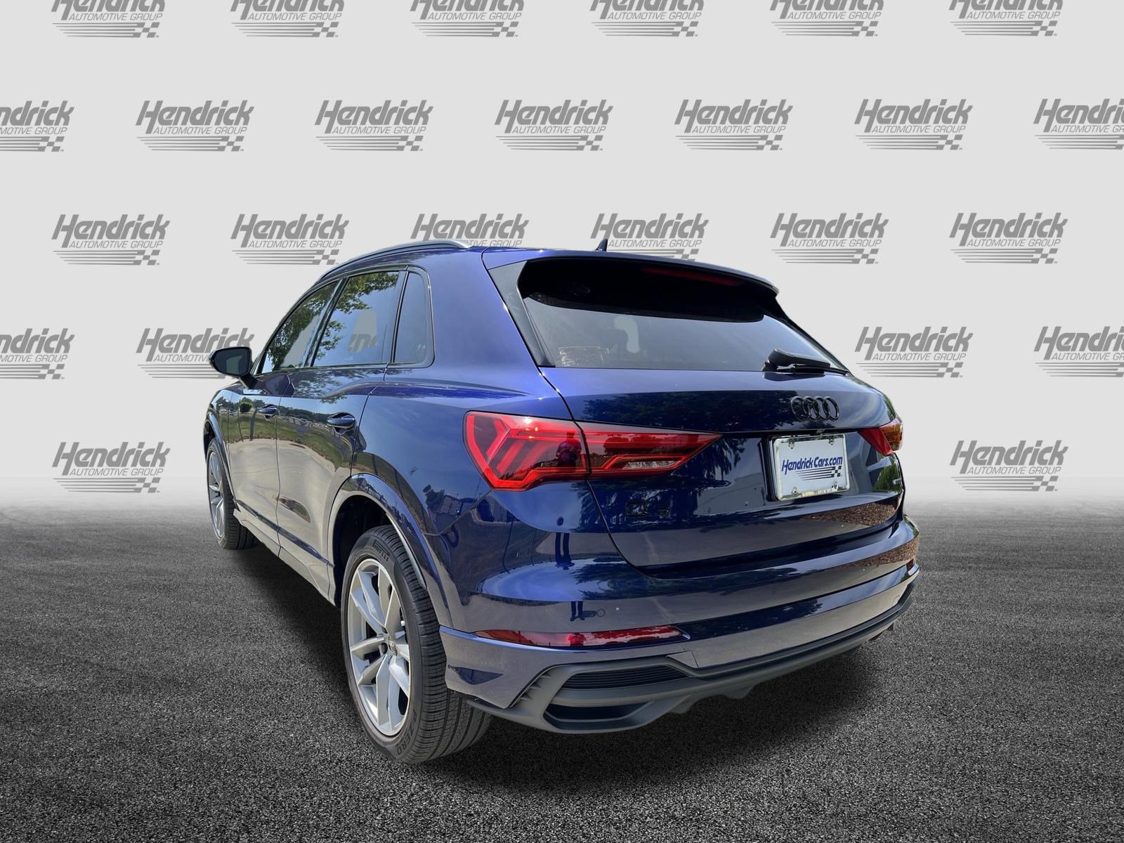 Used 2025 Audi Q3 2.0T Premium w/ Convenience Package AWD/4WD image 9