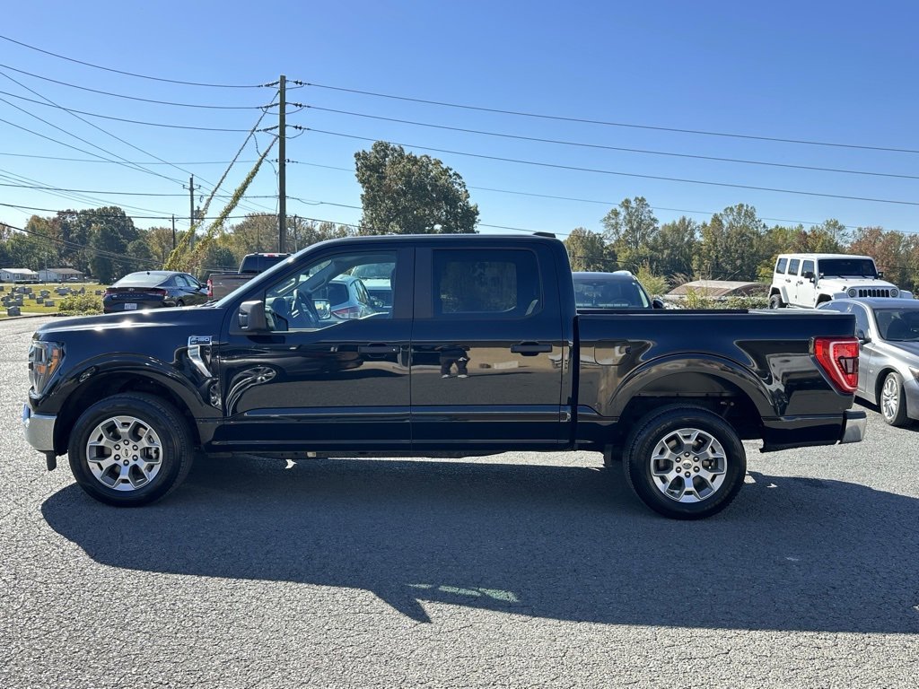 Used 2023 Ford F150 XLT image 3