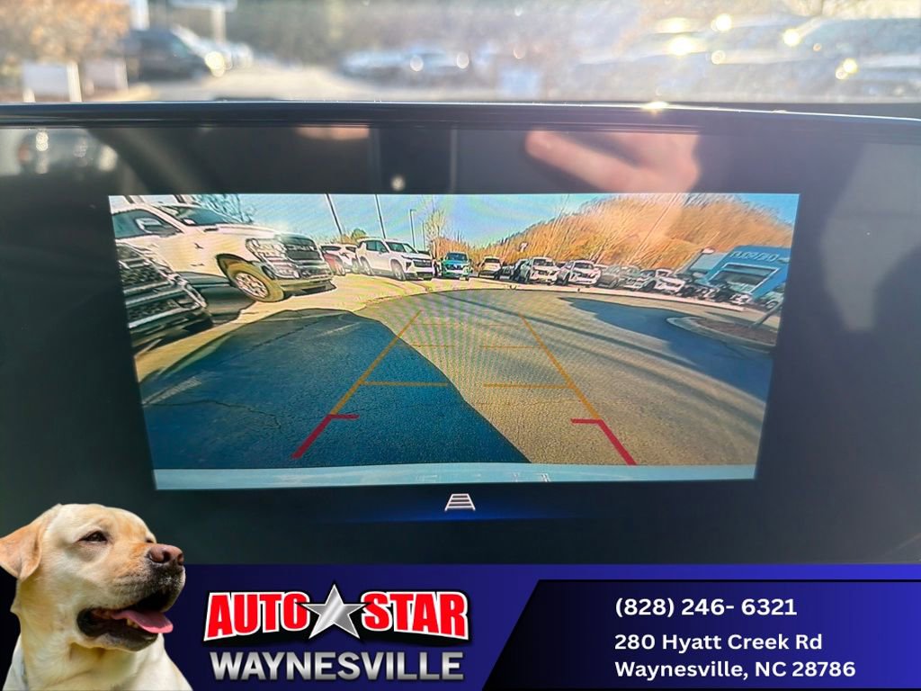 New 2025 Chevrolet Trax LT w/ LT Convenience Package image 17