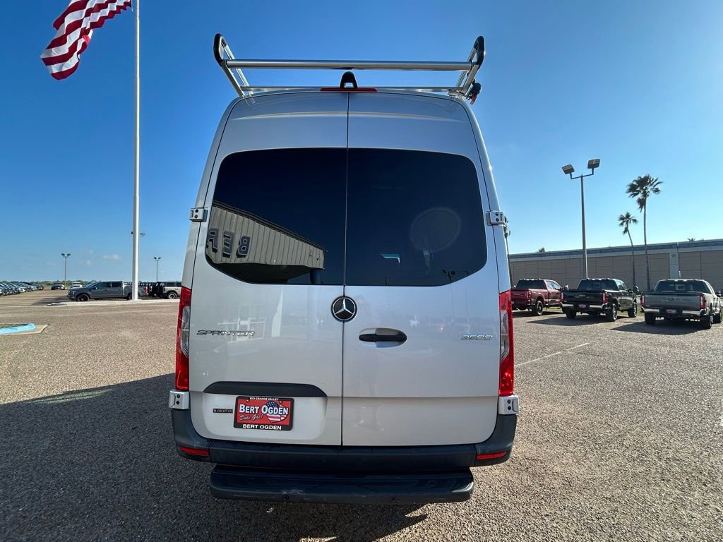 Used 2021 Mercedes-Benz Sprinter 144 Cargo image 5