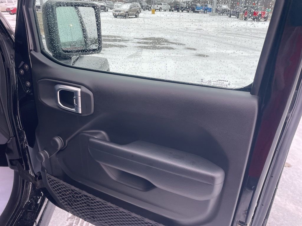 Used 2021 Jeep Wrangler Unlimited Sport image 24