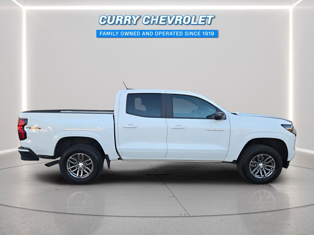 Used 2023 Chevrolet Colorado LT AWD/4WD image 24