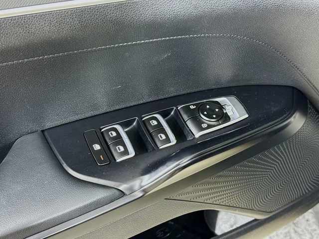 Used 2022 Kia K5 LXS image 17