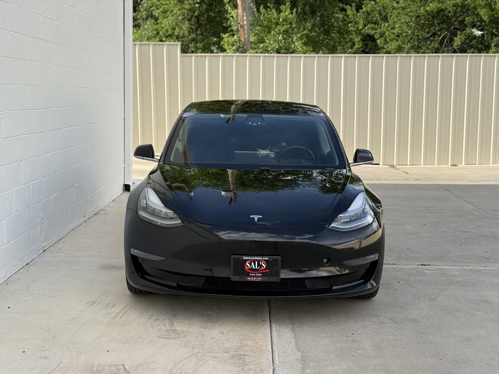 Used 2019 Tesla Model 3 Mid Range image 2