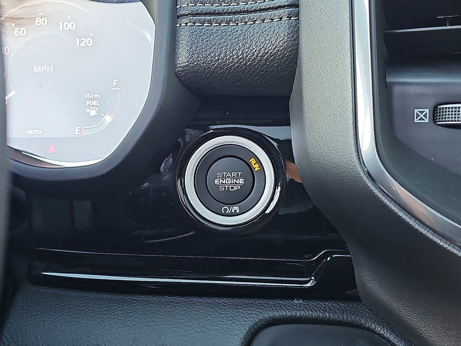 New 2026 RAM 1500 Laramie w/ Night Edition image 17