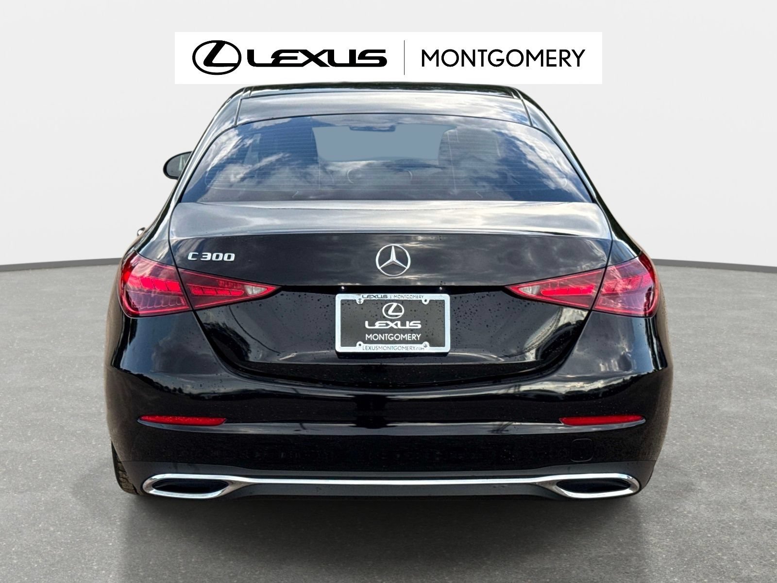 Used 2022 Mercedes-Benz C 300 Sedan image 4