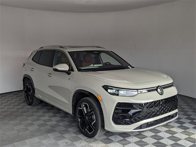 New 2026 Volkswagen Tiguan SEL R-Line image 2